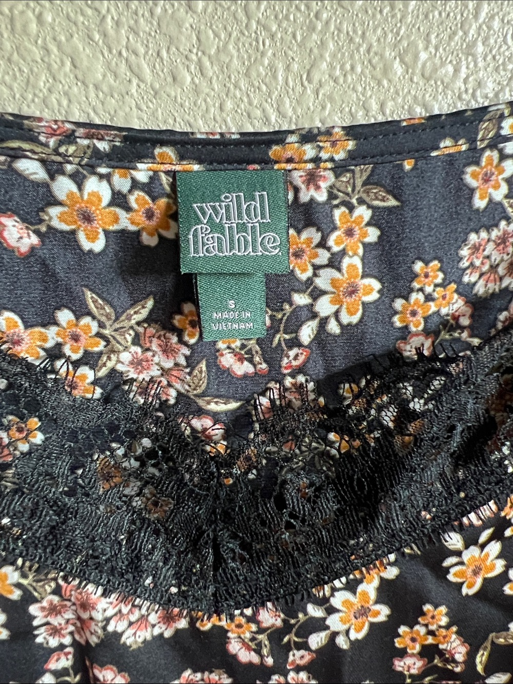 wild fable Black Floral Lace-Trimmed Cami - Picture 2 of 4